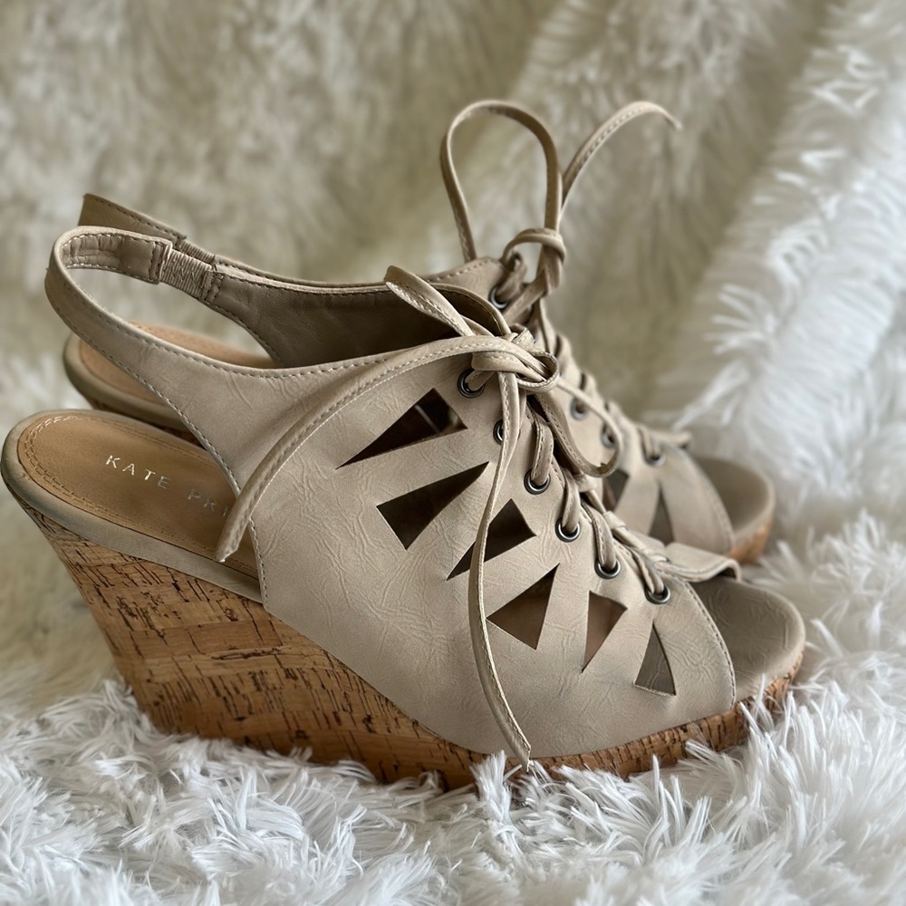 Kate Perry Wedges